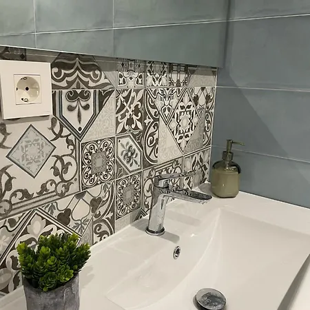 Navas 402 Atico & Pool Alhambra Views * Гранада