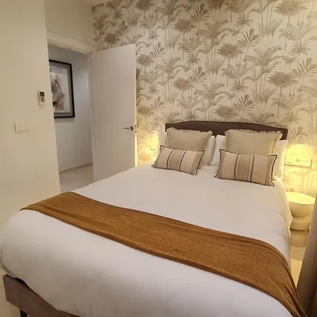 Navas 402 Atico & Pool Alhambra Views Апартаменты *