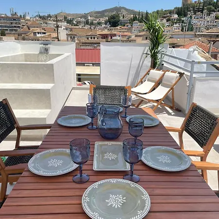 Navas 402 Atico & Pool Alhambra Views Апартаменты