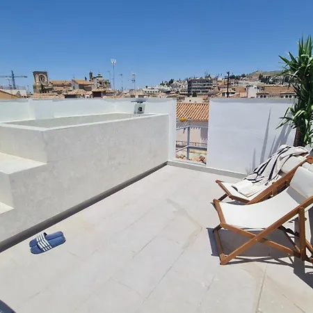 Navas 402 Atico & Pool Alhambra Views * Гранада