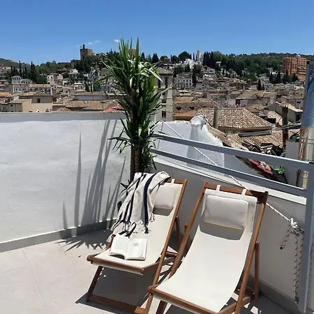 Navas 402 Atico & Pool Alhambra Views * Гранада