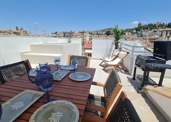 Апартаменты Navas 402 Atico & Pool Alhambra Views