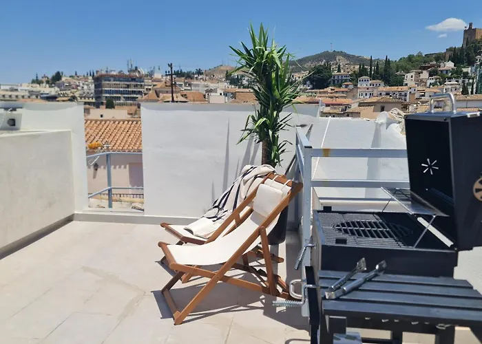 Апартаменты Navas 402 Atico & Pool Alhambra Views