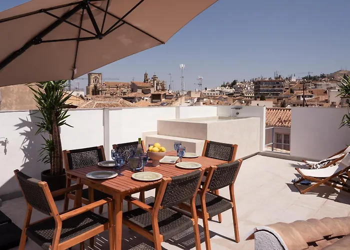 Апартаменты Navas 402 Atico & Pool Alhambra Views