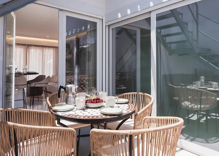 Navas 402 Atico & Pool Alhambra Views Апартаменты *