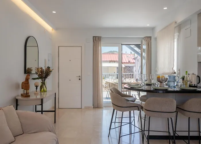 Navas 402 Atico & Pool Alhambra Views Апартаменты