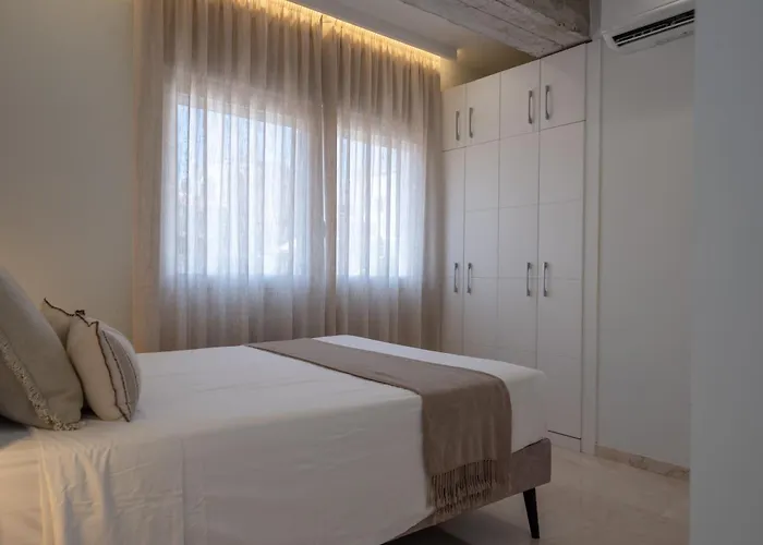 Navas 402 Atico & Pool Alhambra Views Апартаменты Гранада